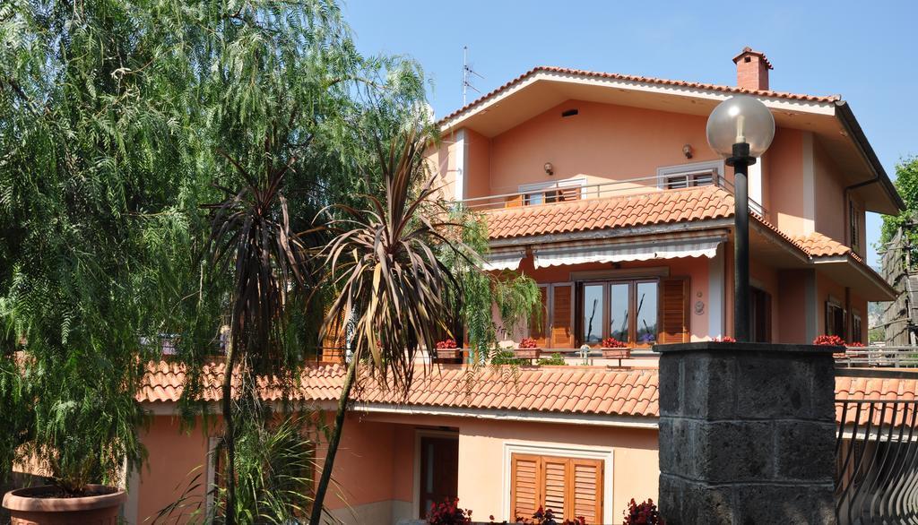 Bed and Breakfast Bed And Lemons Piano di Sorrento Exterior foto